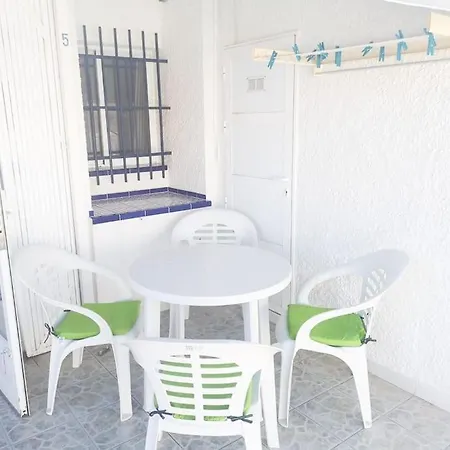 Lägenhet Lovely 1 Bed With Pool Near Amenities. Torrevieja
