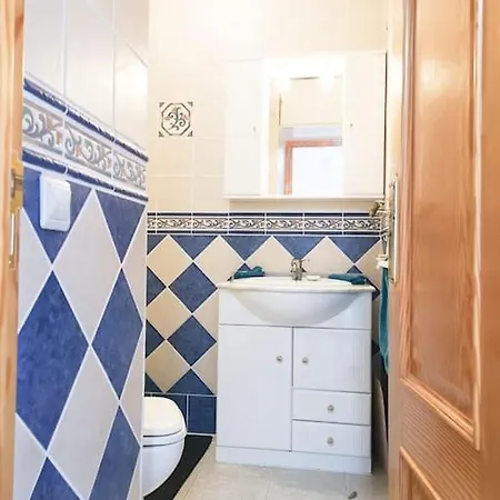 Lägenhet Lovely 1 Bed With Pool Near Amenities. Torrevieja